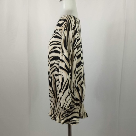 Ann Taylor Loft Size Large Animal Print Blouse Top - Picture 2 of 8